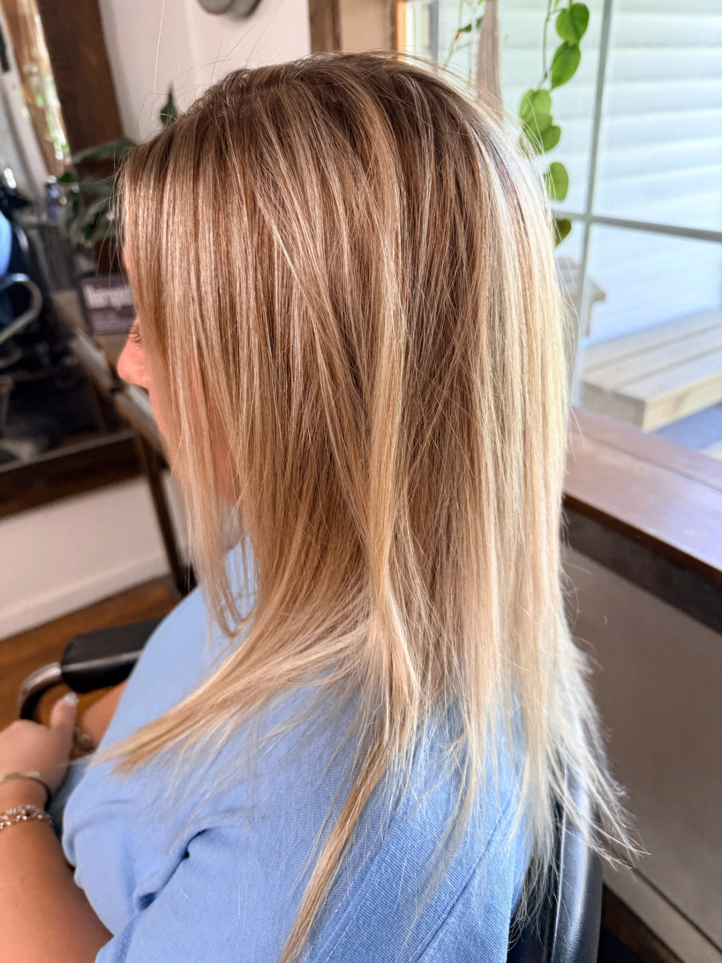 Sun-kissed straight blonde by Laura